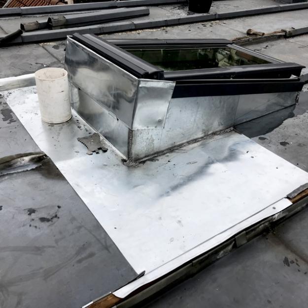 Création Velux toit en zinc